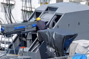 Pháo điện từ Nhật Bản có thể bắn hạ cả tên lửa siêu thanh