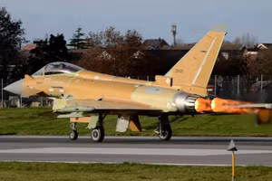 Hàng loạt tiêm kích Eurofighter Typhoon đến Trung Đông sẵn sàng tấn công