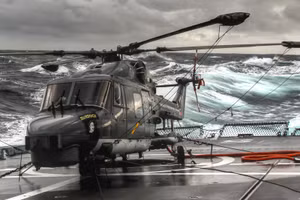 Hàng loạt trực thăng Sea Lynx từ Đức được tăng cường cho chiến sự