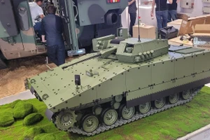 Xe chiến đấu bộ binh hạng nặng Ratel ​​sẽ hoàn thành vào cuối năm 2026
