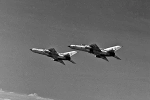 Phi công Mỹ: Tiêm kích MiG-21 là khẩu Kalashnikov của thế giới máy bay