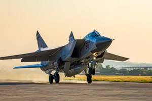 Quy mô phi đội MiG-31K đang quá lớn so với số lượng tên lửa Kinzhal