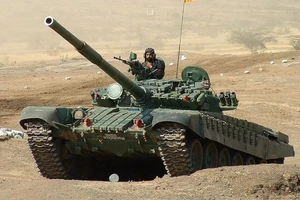 Khách hàng lớn loại bỏ hơn 2.400 xe tăng T-72