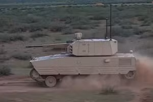 Trung Quốc ra mắt robot chiến xa độc nhất vô nhị