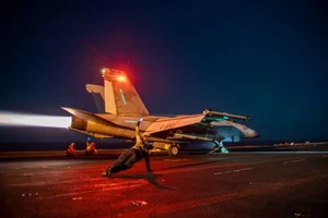 80% vũ khí của Houthi đã bị phá hủy sau các cuộc không kích của Mỹ