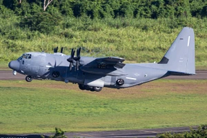 Dấu hiệu Mỹ sắp tấn công Venezuela khi AC-130J tới Puerto Rico?