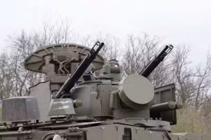 Tổ hợp phòng không Tunguska 'lột xác' với khí tài quang điện tử nâng cấp
