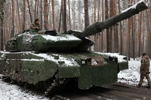 Ukraine đã mất gần như toàn bộ số xe tăng Stridsvagn 122