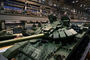 Nga đánh giá việc phát triển 'trái tim sắt' cho xe tăng