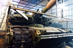 Xe tăng Abrams của Australia xung trận tại Donbass với vẻ ngoài gây sửng sốt