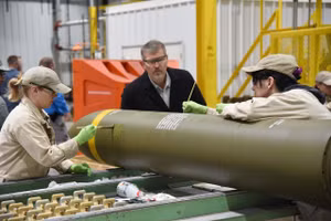 DOGE sẽ sa thải hàng loạt công nhân tại nhà máy đạn dược lớn nhất Hoa Kỳ