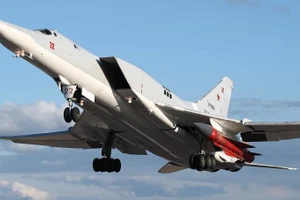 Nguyên nhân nào khiến tên lửa Kh-22 từ Tu-22M3 bắn trúng tàu hàng Ukraine?