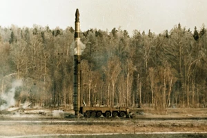 Tên lửa đạn đạo tầm trung RSD-10 "Pioneer"