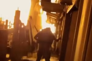 Đặc nhiệm rút khỏi giàn khoan Crimea-1 sau cuộc tấn công tên lửa