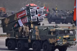 Dùng vũ khí hạt nhân với Iran sẽ lôi kéo Pakistan tham chiến?