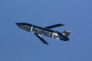 Tiêm kích F-16 mang tên lửa chống hạm LRASM để sẵn sàng tham chiến tại châu Á