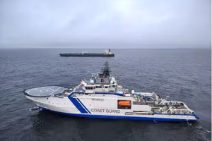 Căng thẳng leo thang khi Đức bắt giữ tàu dầu 100 nghìn tấn của Nga