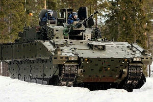 Thiết giáp Ajax là một chương trình nhiều bê bối của Anh.