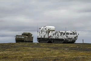 Hệ thống phòng không Bắc Cực Tor-M2DT độc nhất vô nhị lần đầu bị phá hủy