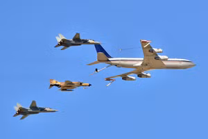Máy bay tiếp dầu Boeing 707 duy nhất của Iran bị phá hủy