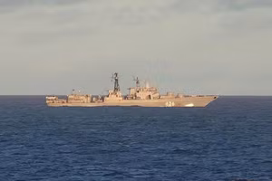 Tàu khu trục hạng nhẹ Udaloy cổ điển vẫn tỏ ra mạnh hơn HMS Duncan của Anh