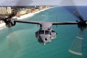 Máy bay cánh quạt lật V-22 Osprey tiếp tục nằm đất cho đến năm 2026