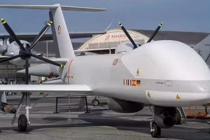 UAV chống ngầm mới của Nhật Bản sẽ 'bắt sống' mọi tàu ngầm Trung Quốc?