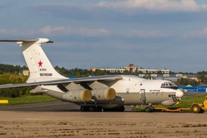 Trung Quốc âm thầm mua gom máy bay tiếp dầu Il-78MK-90A tối tân nhất của Nga?