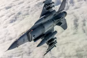 Mỹ đe dọa đối tác vì đình chỉ việc mua tiêm kích F-16 vào phút chót