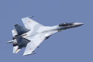 Thêm quốc gia bất ngờ đặt hàng tiêm kích Su-35