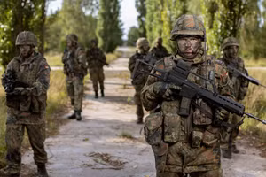 NATO yêu cầu Đức tăng gần gấp đôi quy mô quân đội