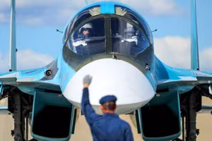 Thêm hàng loạt oanh tạc cơ Su-34 trực chiến