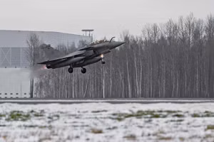 Tiêm kích NATO ở vùng Baltic đã được trao quyền bắn hạ máy bay Nga