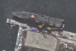 Triều Tiên đang chế tạo tàu chiến lớn nhất trong lịch sử