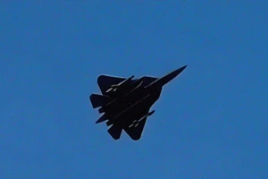 Su-57 gây bất ngờ với 2 tên lửa Kh-59M2 Ovod-M2 treo ngoài