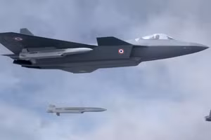 Tiêm kích Rafale F5 với tên lửa Stratus RS trở thành ác mộng của hệ thống S-400