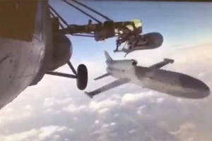 Máy bay không người lái Dan-M gây bất ngờ khi được phóng từ trực thăng Mi-8