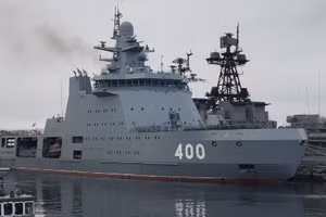 Tàu tuần tra phá băng Ivan Papanin 'độc nhất vô nhị' chính thức trực chiến