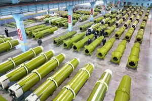 Triều Tiên phô diễn quy mô sản xuất các bản sao tên lửa Iskander-M