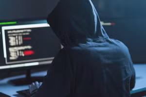 'Trung Quốc đã xâm nhập kho dữ liệu mật của Anh trong ít nhất một thập kỷ?'