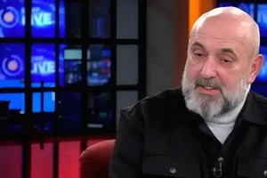 Thiếu tướng Serhiy Krivonos phàn nàn về ưu thế hỏa lực vượt trội của Quân đội Nga.