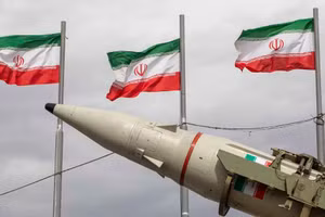 Bloomberg: Iran ngày càng cứng rắn và đã tìm ra cách kiếm lợi từ chiến tranh