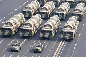 Trung Quốc sánh ngang với Mỹ - Nga về kho vũ khí hạt nhân vào năm 2035