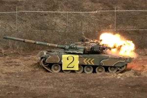 Hàn Quốc dùng T-80U và BMP-3 làm mục tiêu sau khi từ chối giao cho Ukraine