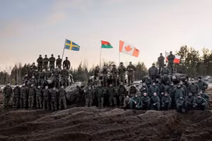 Lữ đoàn đa quốc gia NATO sát biên giới Nga đã sẵn sàng chiến đấu