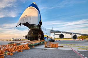 An-124 Ruslan của Ukraine đã cứu hai 'gã khổng lồ' Boeing và Airbus như thế nào?