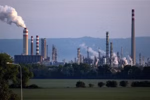 EU chịu tổn thất khổng lồ trong 3 năm do từ chối mua năng lượng