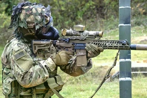 Súng trường XM8 sẽ sớm thay thế M4 carbine trong Quân đội Mỹ