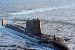  Chấn động khi phần mềm cho tàu ngầm hạt nhân Anh do chuyên gia Nga - Belarus phát triển 