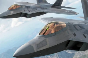 S-200 và Buk của Syria giúp Mỹ biện minh chi phí 74 tỷ USD dành cho F-22 Raptor